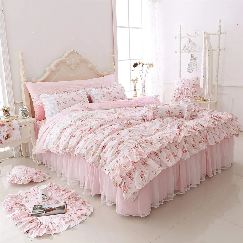 LELVA Romantic Roses Print Duvet Cover Set with Bed Skirt Pink Lace Ruffle Floral Shabby Chic Bedding Sets Twin 4 Piece