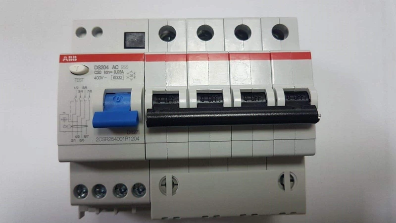 DS204 AC C20 30MA 428739 Quadrupolar Magnetic Thermal Difference - ABB Sace