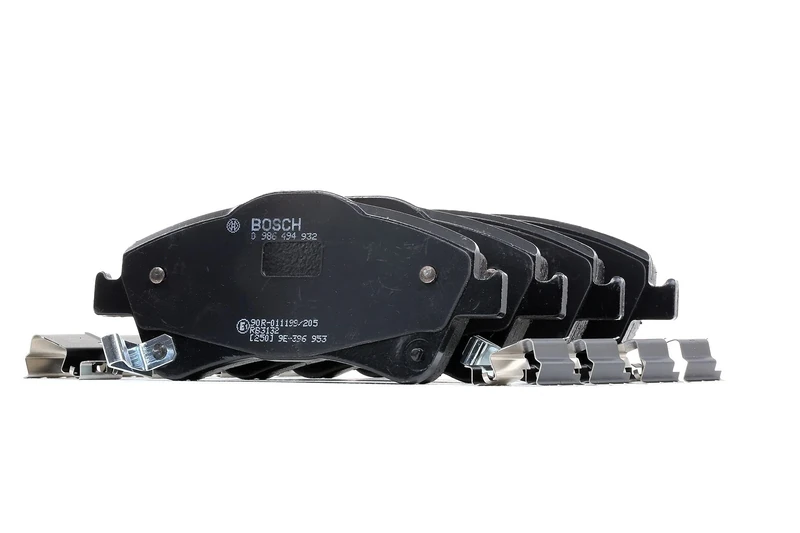 Bosch BP1921 - Brake Pads Car Front Axle - Bosch Quality - Reduced Noise and Dust - ECE-R90 Certified - Copper-Free - 1 Set of 4 Pads - With Accessories