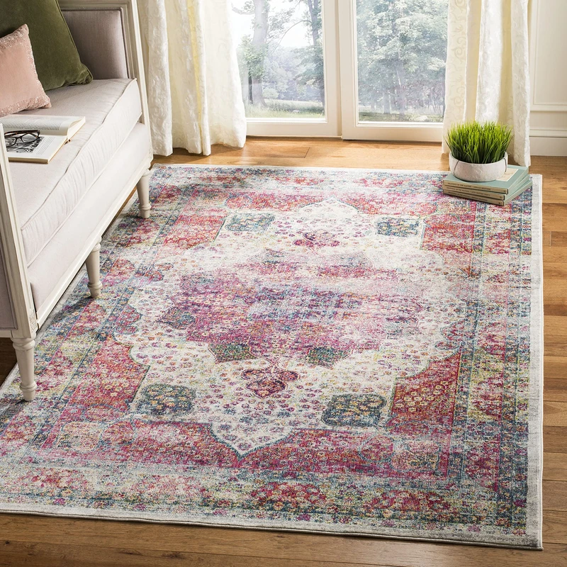 SAFAVIEH Traditional Rug for Living Room, Dining Room, Bedroom - Merlot Collection, Short Pile, in Cream and Multi, 155 X 229 cm