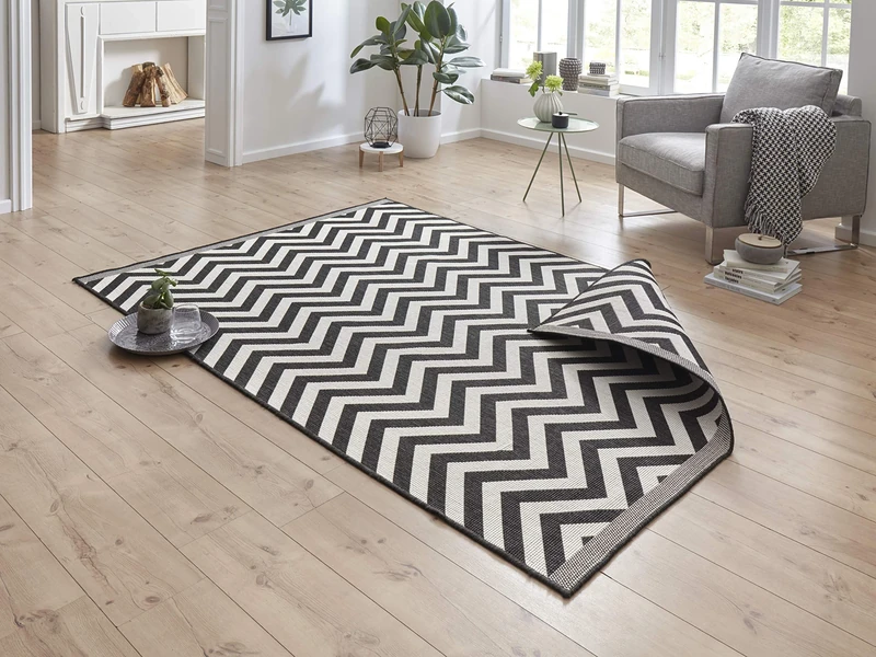 NORTHRUGS Palma Outdoor Rug Flat Weave Reversible Rug (160 x 230 cm, 100% Polypropylene, Durable and Easy Care, UV and Moisture Resistant, Suitable for Underfloor Heating), Black Cream