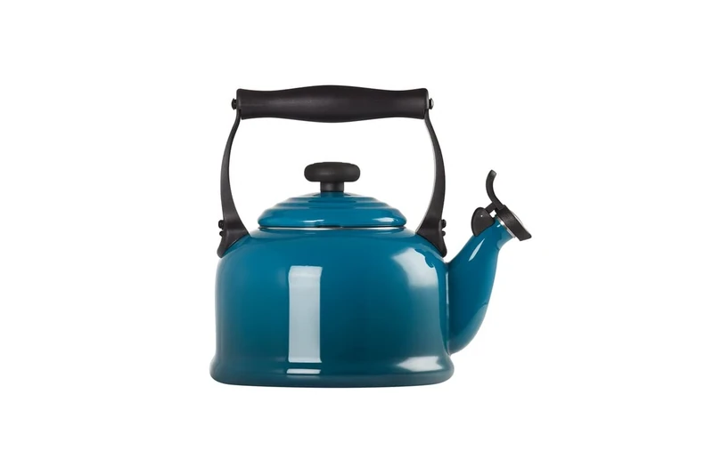 Le Creuset Traditional Stove-Top Kettle with Whistle, Suitable for All Hob Types Including Induction, Enamelled Steel, Capacity: 2.1 L, Deep Teal, 40102026420000