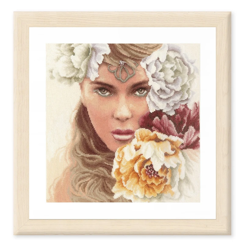 Lanarte Counted Cross Stitch Kit: Enchanting Eyes, NA, 32 x 34cm - Image 1
