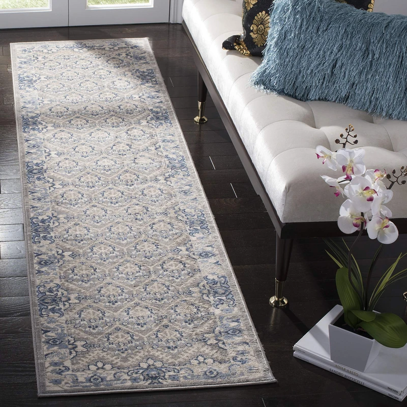 SAFAVIEH Traditional Rug for Living Room, Dining Room, Bedroom - Brentwood Collection, Short Pile, in Light Grey and Blue, 61 X 244 cm