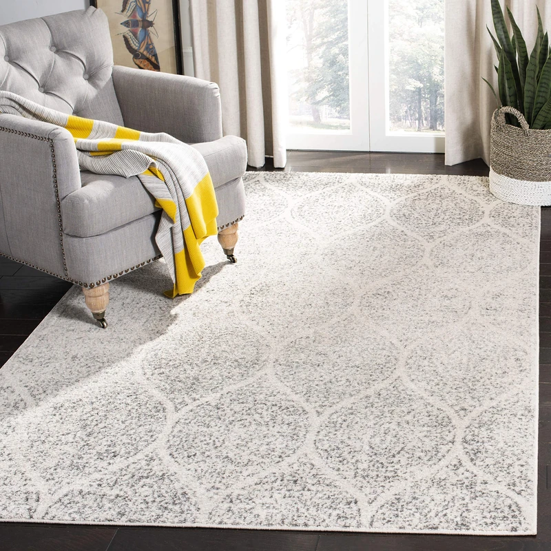 Safavieh Contemporary Rug for Living Room, Dining Room, Bedroom - Madison Collection, Short Pile, in Ivory and Silver, 122 X 183 cm - Image 1
