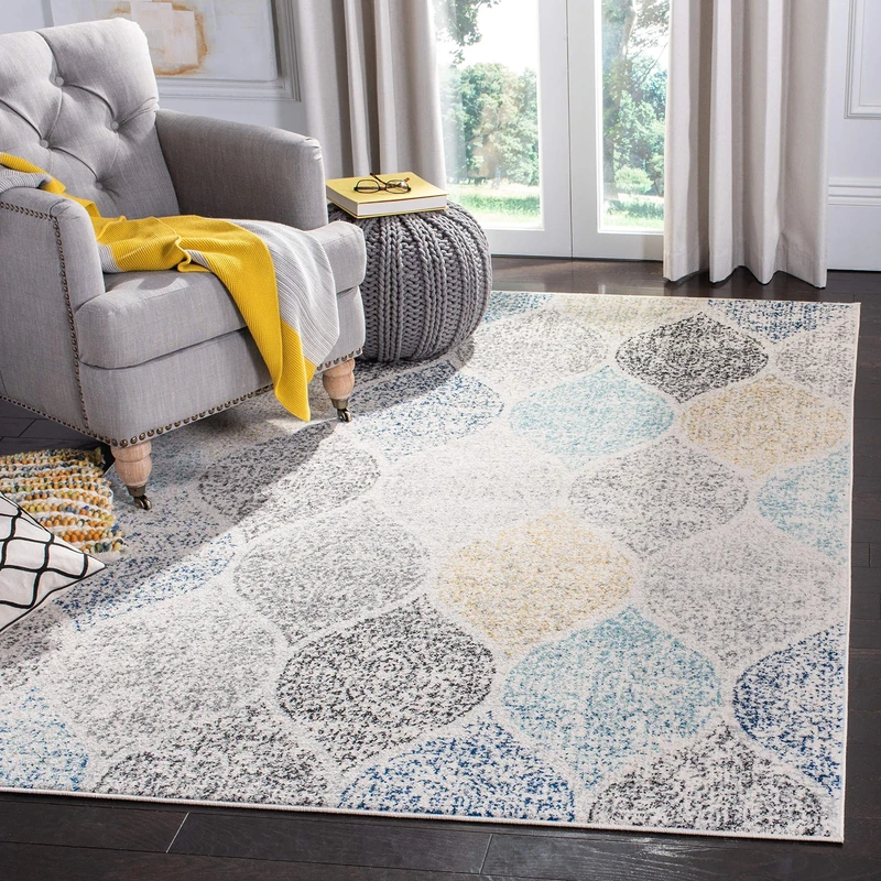Safavieh Contemporary Rug for Living Room, Dining Room, Bedroom - Madison Collection, Short Pile, in Ivory and Blue, 155 X 229 cm
