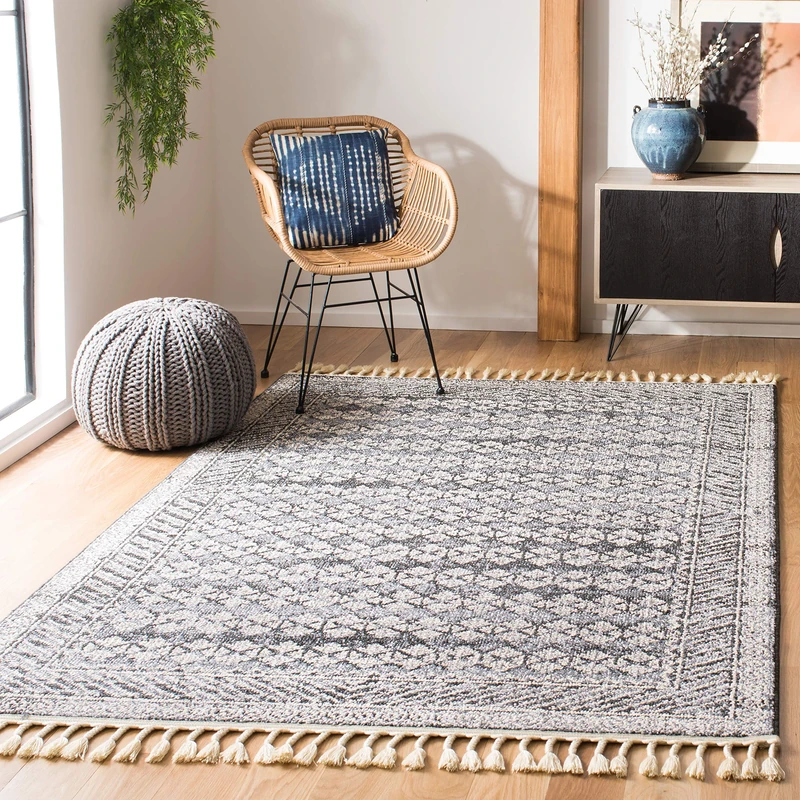 Safavieh Moroccan Indoor Woven Rectangle Area Rug, Marrakesh Collection, MRK749, in Navy/Grey, 160 X 229 cm for Living Room, Bedroom or Any Indoor Space