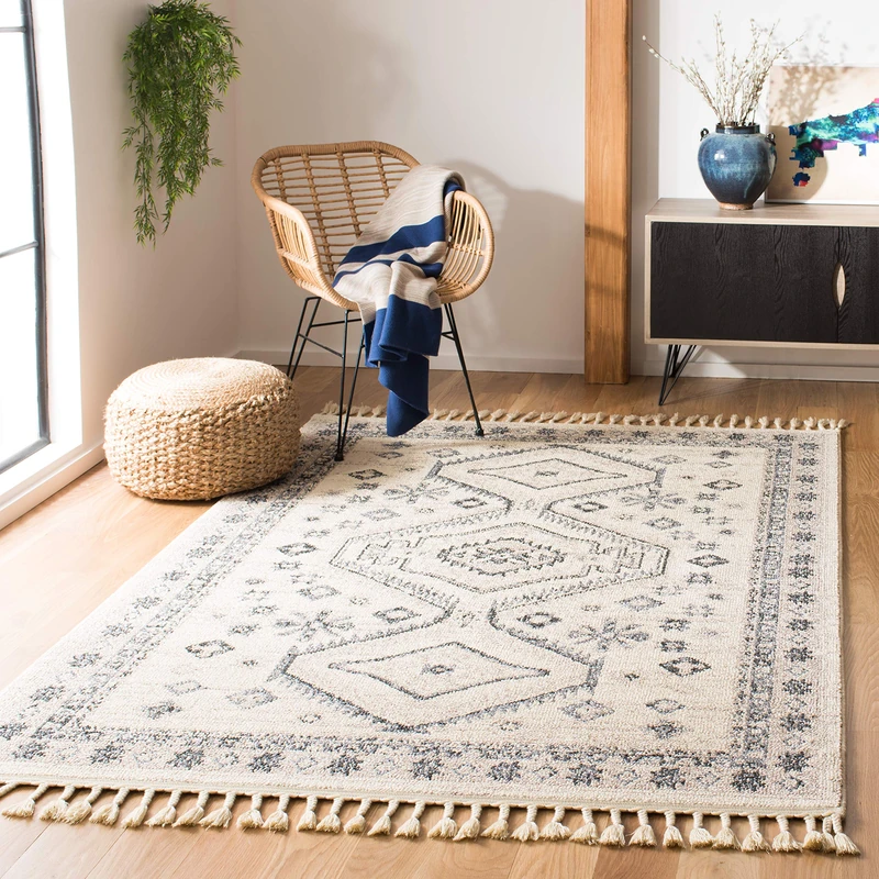 Safavieh Moroccan Indoor Woven Rectangle Area Rug, Marrakesh Collection, MRK753, in Ivory/Grey, 122 X 183 cm for Living Room, Bedroom or Any Indoor Space