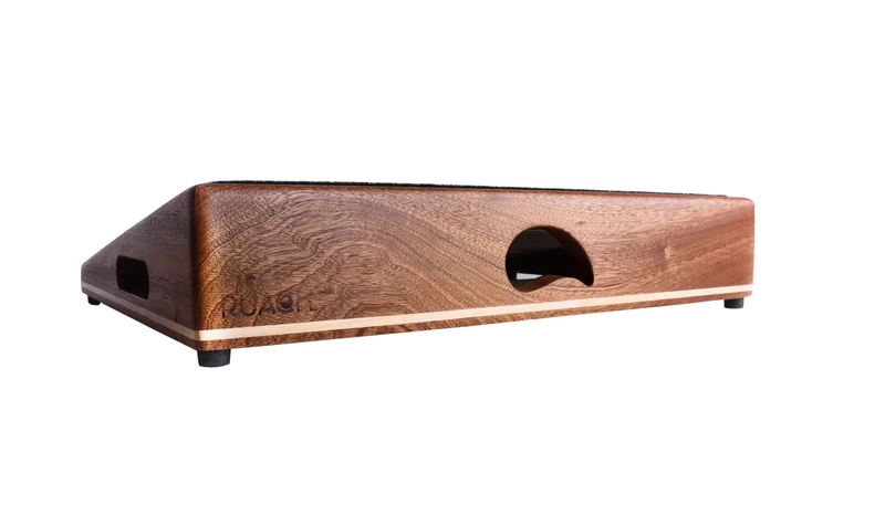 Ruach Foxy Lady Hardwood Pedalboard and Carry Case for Guitar Effects Pedals (Size 2.5)