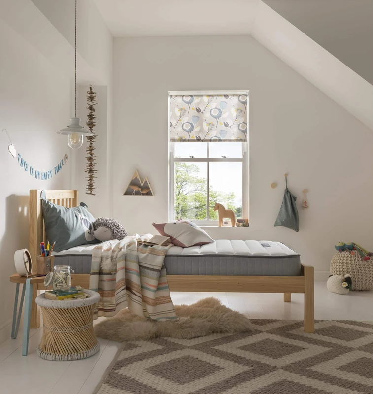 Silentnight Kids Pocket Sprung Mattress | 600 Pocket Springs | Foam & Chemical Treatment Free | Hypoallergenic and Breathable | Single