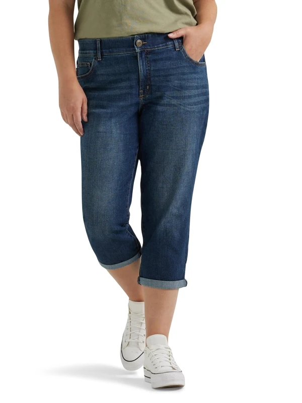 Lee Women's Plus Size Flex Motion Regular Fit 5 Pocket Capri Jean, Bewitched, 24W