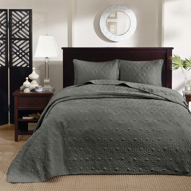 Madison Park Quebec Reversible Damask Design, Double Sided Quilting All Season, Lightweight Coverlet Bedspread Bedding Set, Matching Shams, Queen(102"x118"), Dark Grey