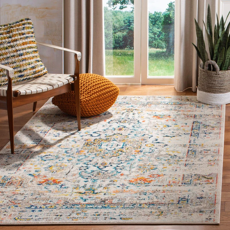 SAFAVIEH Traditional Rug for Living Room, Dining Room, Bedroom - Madison Collection, Short Pile, in Cream and Blue, 160 X 229 cm