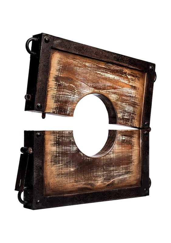 Lodbrock Serving Plate/Neck Restraint Set, 13.1 kg LB-FURN-SCH002 - Image 1
