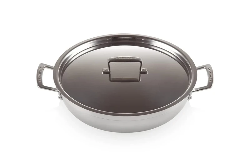 Le Creuset 3-Ply Stainless Steel Non-Stick Shallow Casserole Pot with Lid, 30 x 7.5 cm, 96102830000000