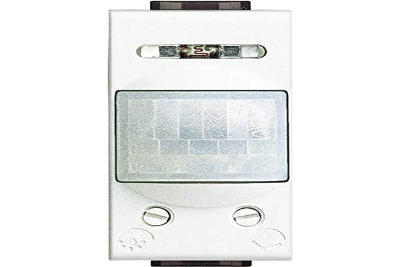 Bticino LL-IR Pass 1M White Light Switch