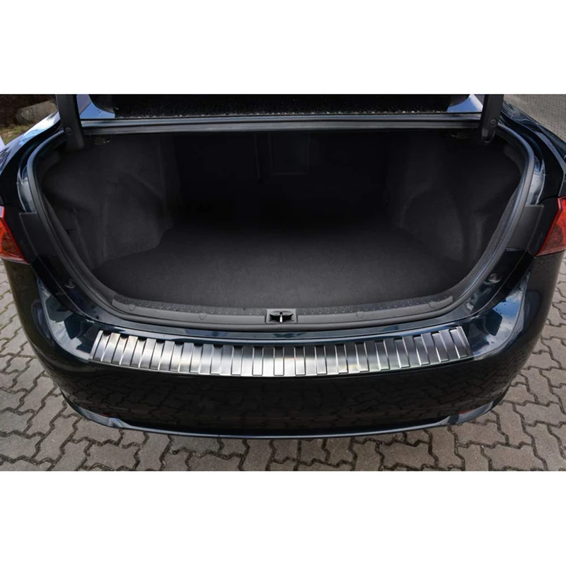 Avisa Black Mirror Stainless Steel Rear bumper protector compatible with Mercedes E-Class W212 Kombi 2013-2016 'Ribs'