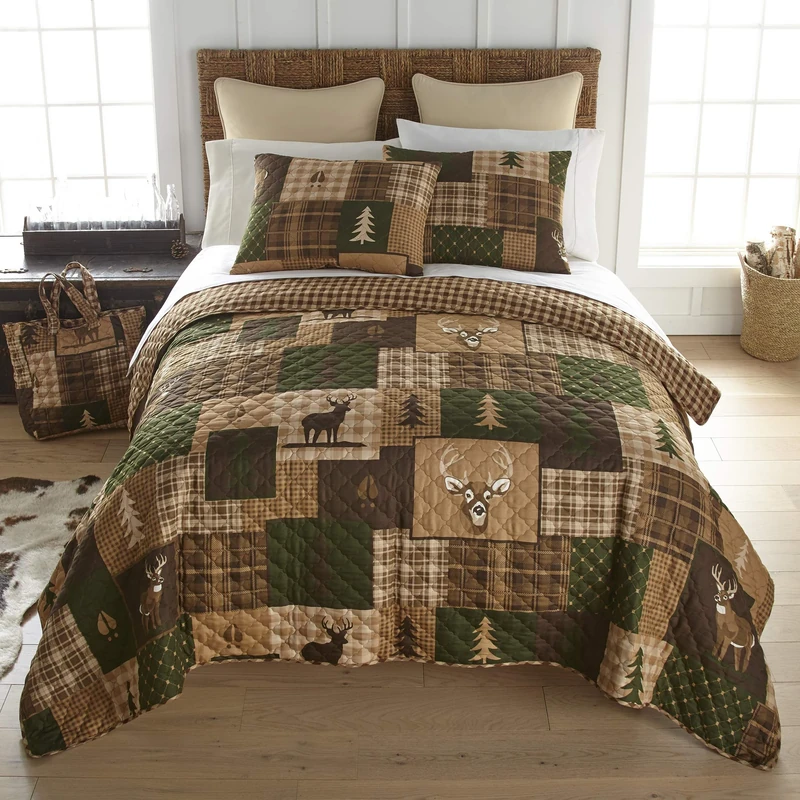 Donna Sharp Full/Queen Bedding Set - 3 Piece - Green Forest Lodge Quilt Set with Two Standard Pillow Shams - Fits Queen Size Beds - Machine Washable
