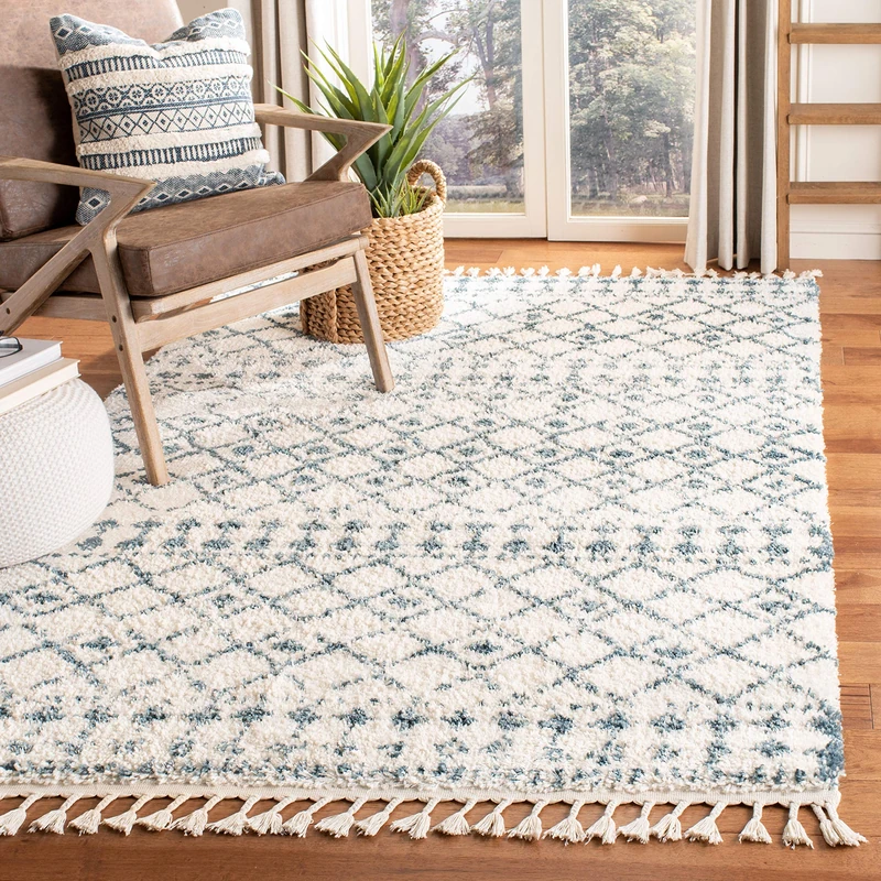 Safavieh Moroccan Shaggy Indoor Woven Rectangle Area Rug, Berber Fringe Shag Collection, BFG519, in Cream / Blue, 122 X 183 cm for Living Room, Bedroom or Any Indoor Space