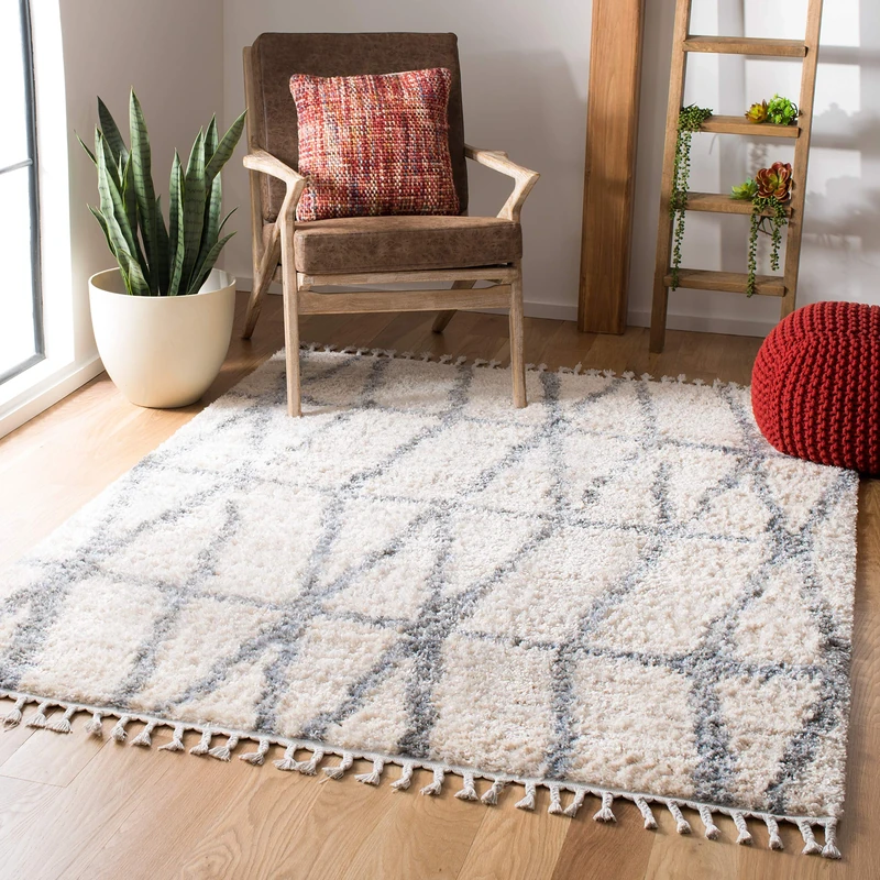 Safavieh Moroccan Shaggy Indoor Woven Rectangle Area Rug, Berber Fringe Shag Collection, BFG605, in Cream / Grey, 160 X 229 cm for Living Room, Bedroom or Any Indoor Space