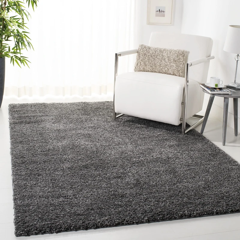 Safavieh Shaggy Rug for Living Room, Dining Room, Bedroom - August Shag Collection, Short Pile, in Grey, 91 X 152 cm - Image 1