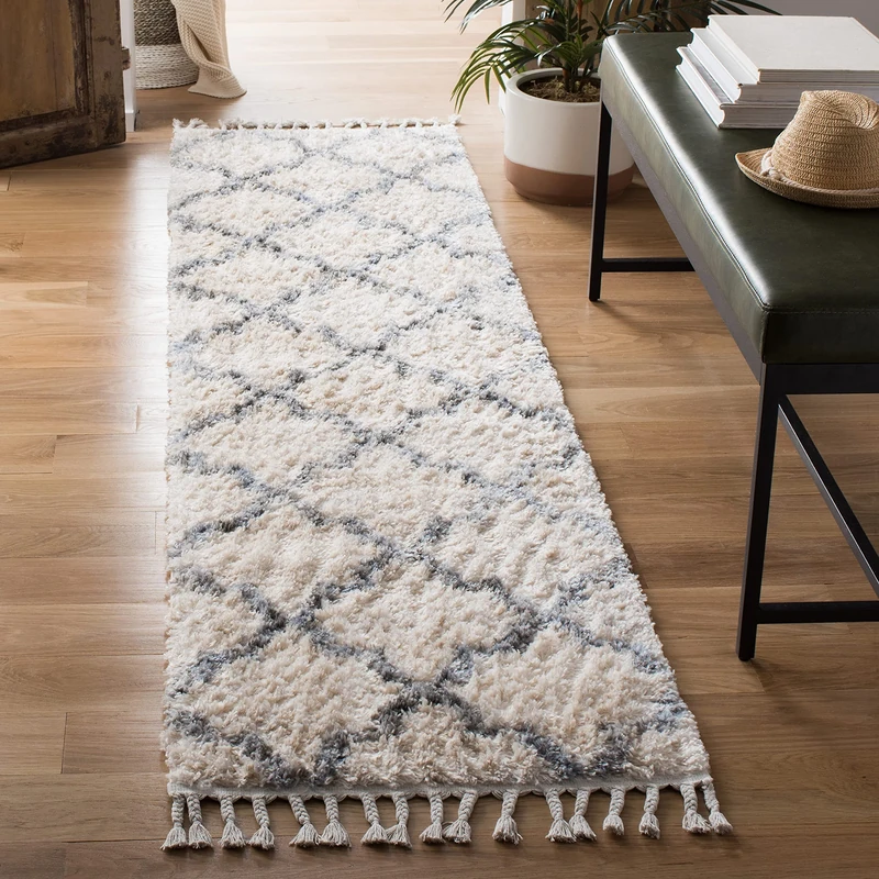 Safavieh Moroccan Shaggy Indoor Woven Runner Area Rug, Berber Fringe Shag Collection, BFG627, in Cream / Grey, 61 X 244 cm for Living Room, Bedroom or Any Indoor Space