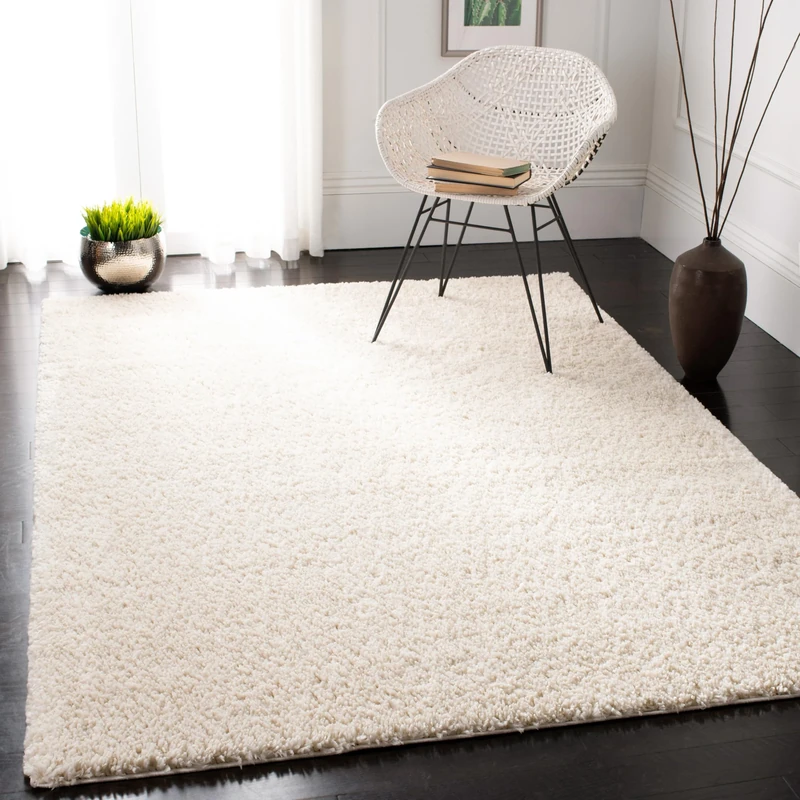 Safavieh Shaggy Rug for Living Room, Dining Room, Bedroom - August Shag Collection, Short Pile, in Ivory, 122 X 183 cm