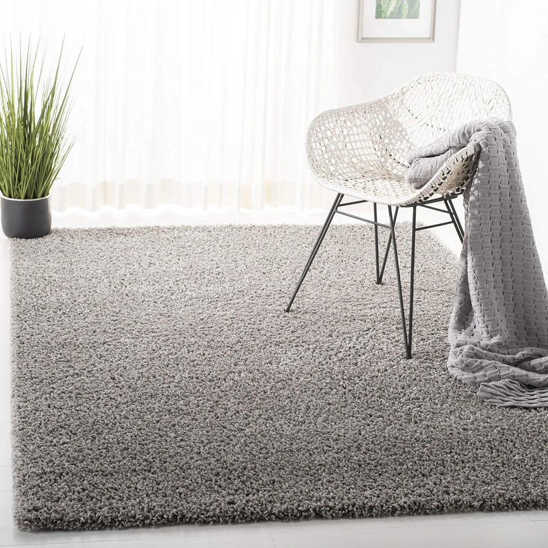 Safavieh Shaggy Indoor Woven Rectangle Area Rug, Primo Shag Collection, PRM300, in Light Grey, 122 X 183 cm for Living Room, Bedroom or Any Indoor Space