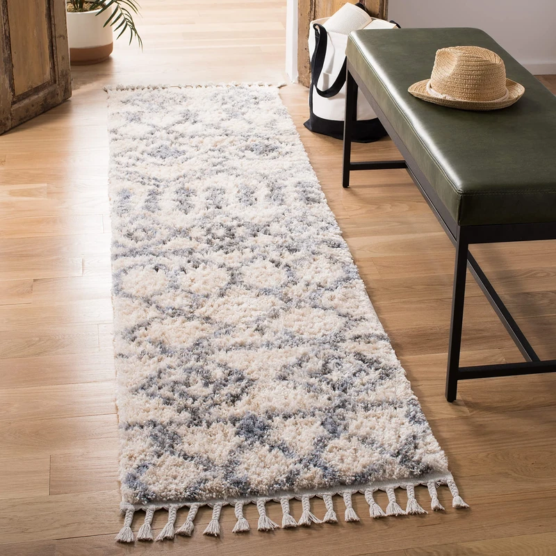 Safavieh Moroccan Shaggy Indoor Woven Runner Area Rug, Berber Fringe Shag Collection, BFG626, in Cream / Grey, 61 X 244 cm for Living Room, Bedroom or Any Indoor Space