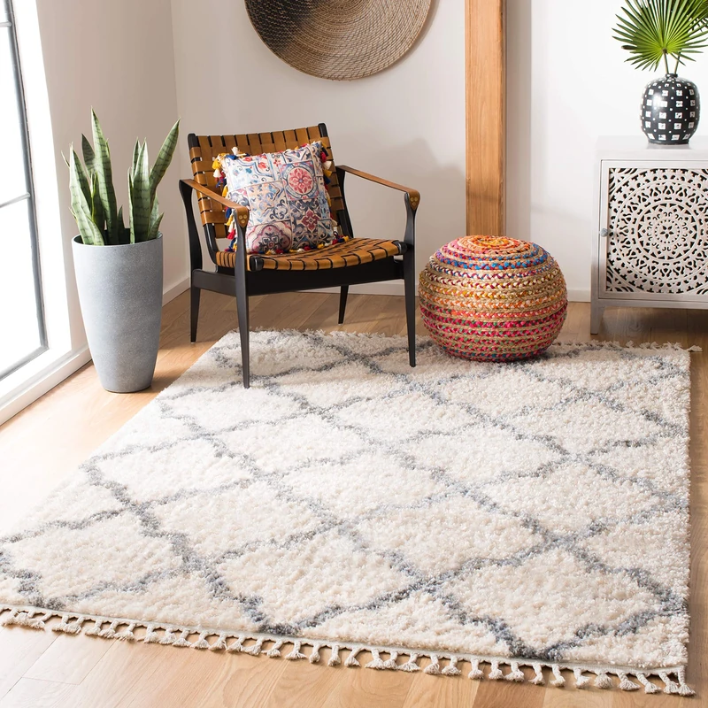 Safavieh Moroccan Shaggy Indoor Woven Rectangle Area Rug, Berber Fringe Shag Collection, BFG627, in Cream / Grey, 160 X 229 cm for Living Room, Bedroom or Any Indoor Space