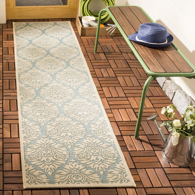 SAFAVIEH Damask Rug for Indoor & Outdoor - Beachhouse Collection, Short Pile, in Aqua and Cream color, 61 X 244 cm