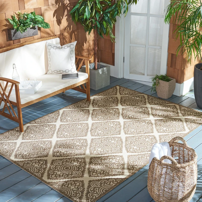 SAFAVIEH Medallion Rug for Indoor & Outdoor - Beachhouse Collection, Short Pile, in Cream and Beige color, 91 X 152 cm