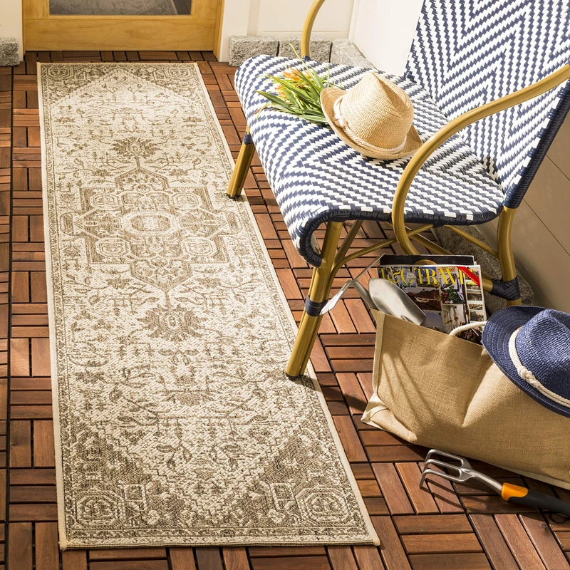 SAFAVIEH Medallion Rug for Indoor & Outdoor - Beachhouse Collection, Short Pile, in Beige and Cream color, 61 X 244 cm