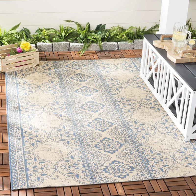 SAFAVIEH Transitional Rug for Indoor & Outdoor - Beachhouse Collection, Short Pile, in Blue and Creme color, 91 X 152 cm