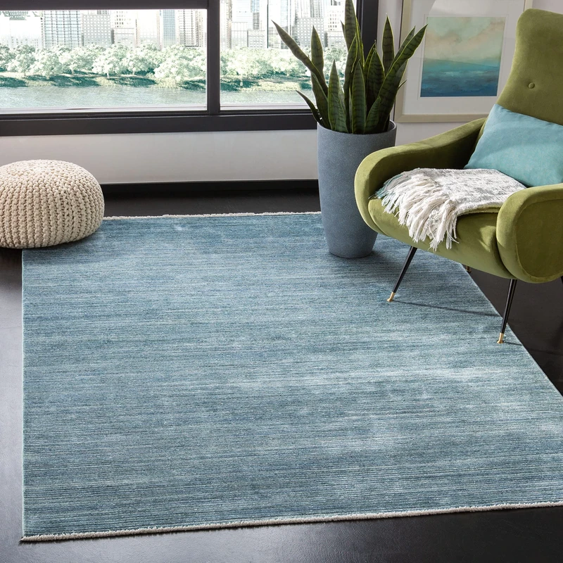 Safavieh Contemporary Rug for Living Room, Dining Room, Bedroom - Dream Collection, Short Pile, in Blue and Grey, 152 X 244 cm