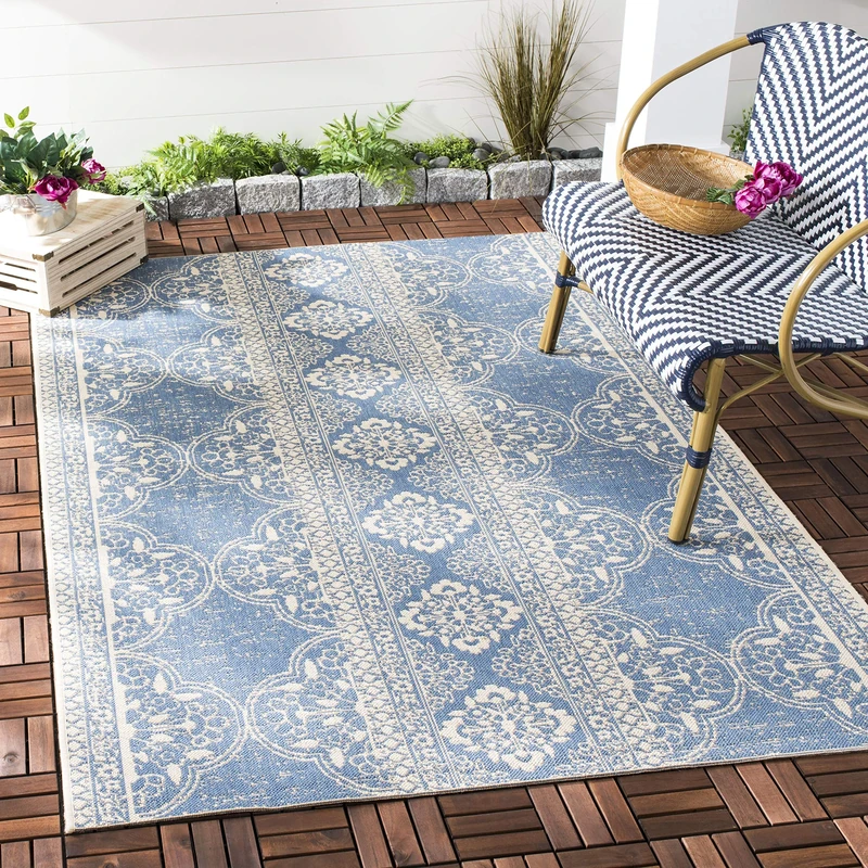 SAFAVIEH Transitional Rug for Indoor & Outdoor - Beachhouse Collection, Short Pile, in Cream and Blue color, 122 X 183 cm
