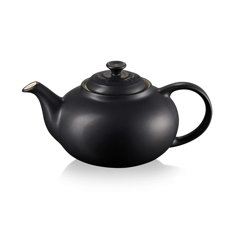 Le Creuset Stoneware Classic Teapot, 1.3 litres, Serves 3-4 Cups, Matte Black, 70702130000000