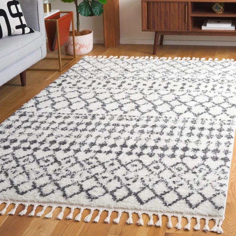 Safavieh Moroccan Shaggy Indoor Woven Rectangle Area Rug, Berber Fringe Shag Collection, BFG540, in Cream / Dark Grey, 183 X 274 cm for Living Room, Bedroom or Any Indoor Space