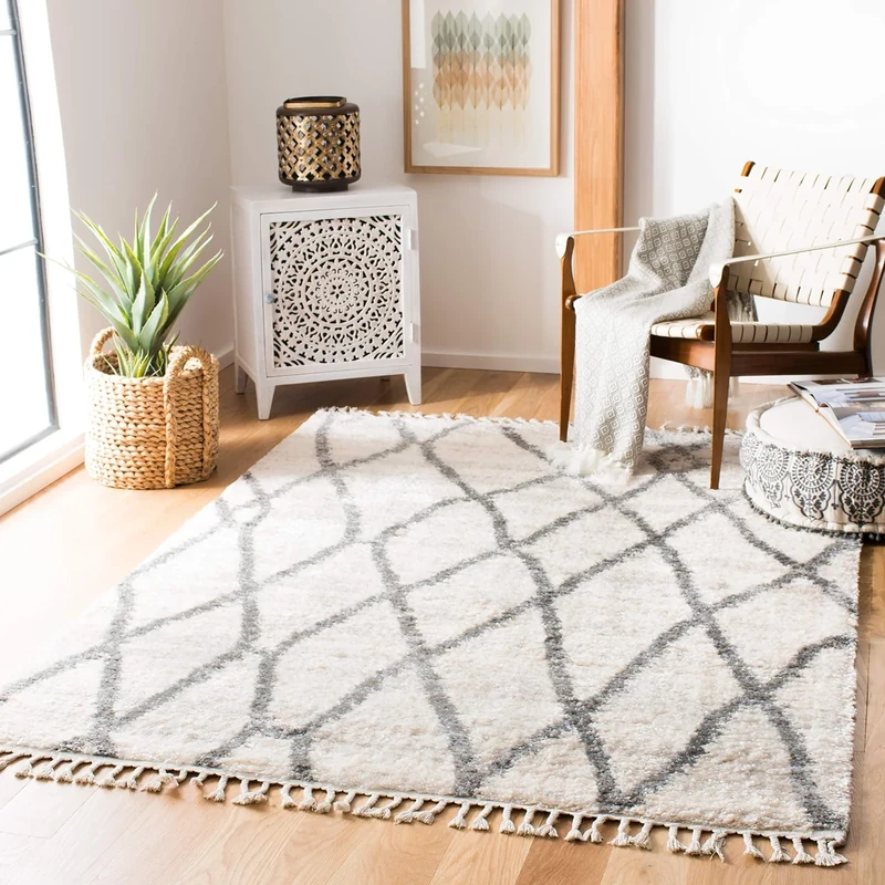 Safavieh Moroccan Shaggy Indoor Woven Rectangle Area Rug, Berber Fringe Shag Collection, BFG628, in Cream / Grey, 122 X 183 cm for Living Room, Bedroom or Any Indoor Space