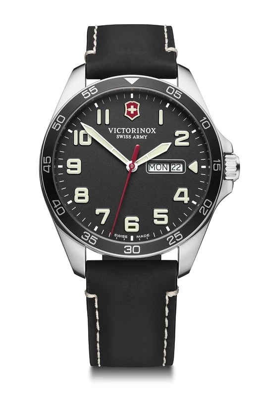 Victorinox Men’s Watch Fieldforce Ø 42 mm, Swiss Made, Analogue Quartz, Water-Resistant up to 100 m, Sapphire Glass, Leather Strap, Black