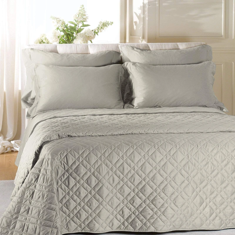 Caleffi - Quilted Satin Plain Dyed Bedspread Double Bed Rope - Image 1