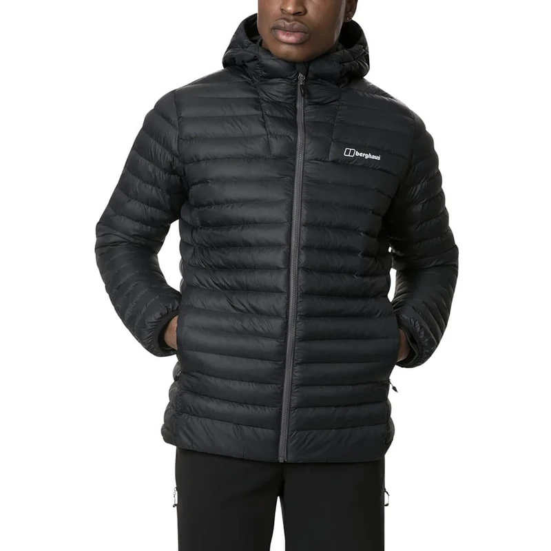 Berghaus Men's Vaskye Synthetic Insulated Jacket | Extra Warm | Durable Coat | Puffer Jacket | Lightweight Design Insulated Jacket, Black/Black, S