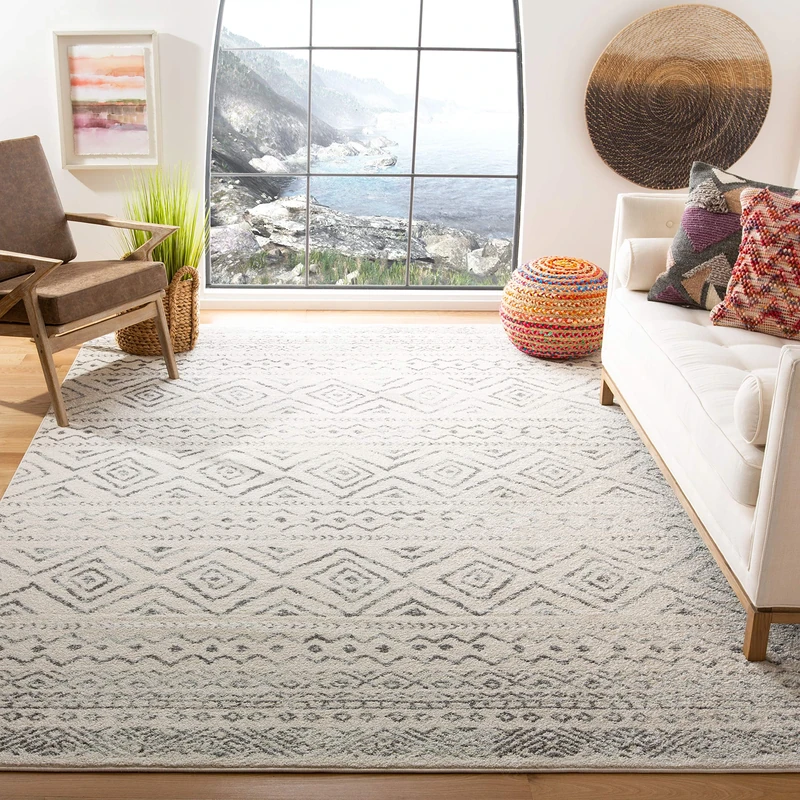 Safavieh Boho Rug for Living Room, Dining Room, Bedroom - Tulum Collection, Short Pile, in Ivory and Black, 62 x 240 cm
