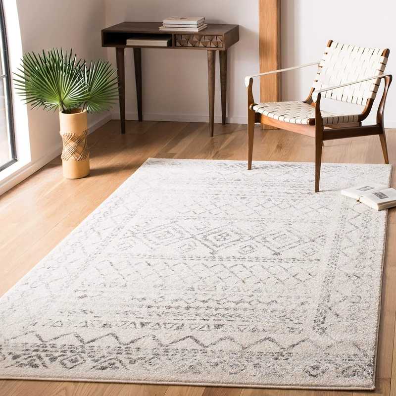 Safavieh Boho Chic Indoor Woven Rectangle Area Rug, Tulum Collection, TUL268, in Ivory / Grey, 160 X 229 cm for Living Room, Bedroom or Any Indoor Space