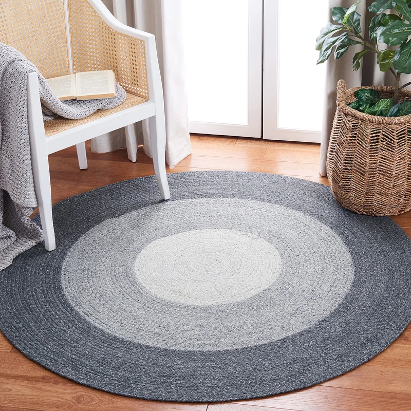 Safavieh Contemporary Rug Living Room, Dining Room, Bedroom - Reversable - Braided Collection, Short Pile, in Grey, 122 x 122 cm