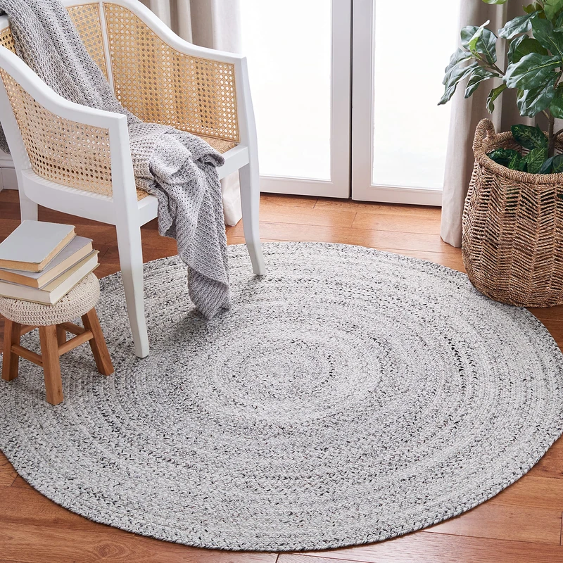 Safavieh Contemporary Rug Living Room, Dining Room, Bedroom - Reversable - Braided Collection, Short Pile, in Light Grey, 122 x 122 cm