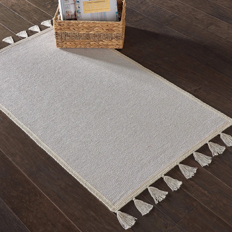 Amazon Brand - Movian Iskar Textured Rectangular Area Rug with Tassel Edges, 228.6 cm x 152.4 cm (L x W), Ivory - Image 1