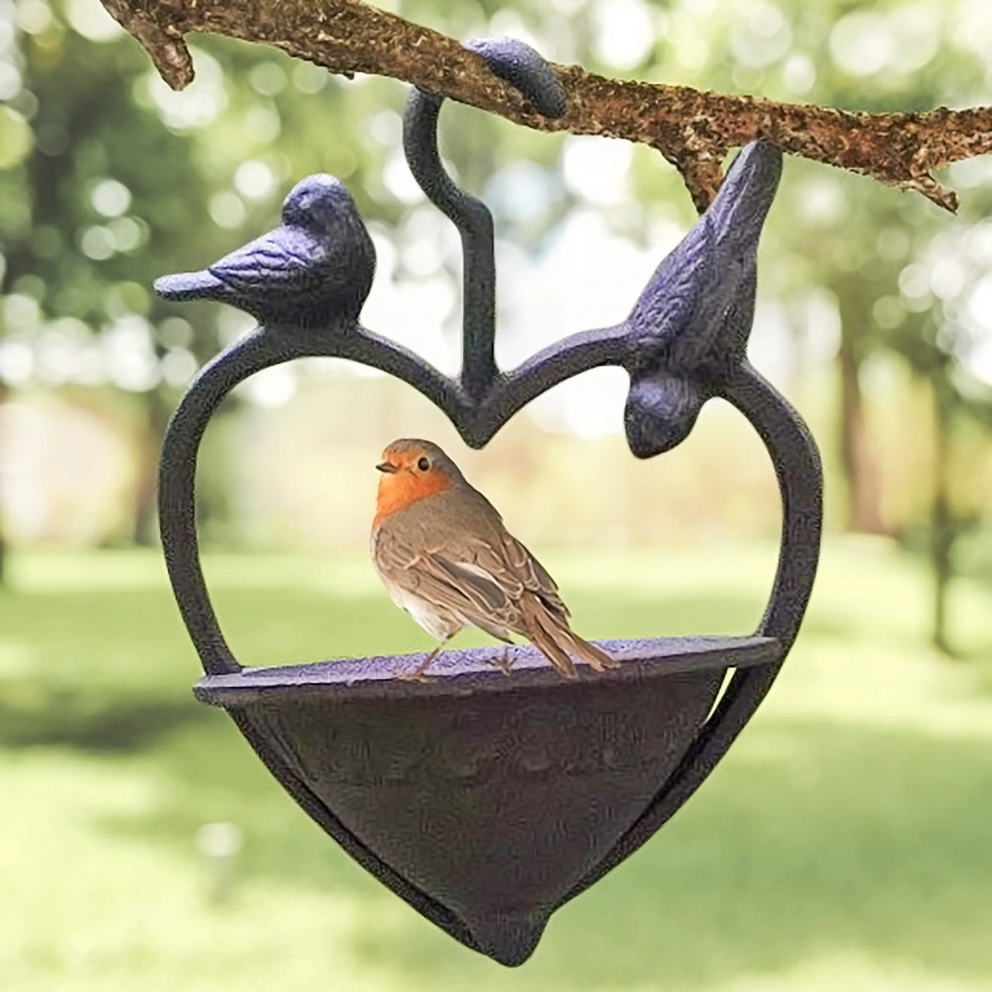 Garden Mile Cast Iron Heart Bird Bath & Bird Feeder - 22cm Hanging Garden Ornament with Welcome Sign - Heavy Duty Metal Bird Bath for Garden, Feeding Small Birds & Outdoor Décor