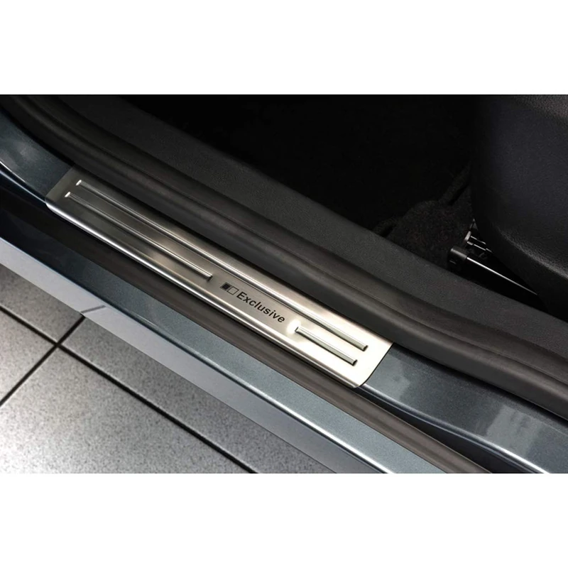 Avisa Inox door sill protectors compatible with Skoda Yeti 2013-2017 - 'Exclusive' - 4-pieces - Image 1