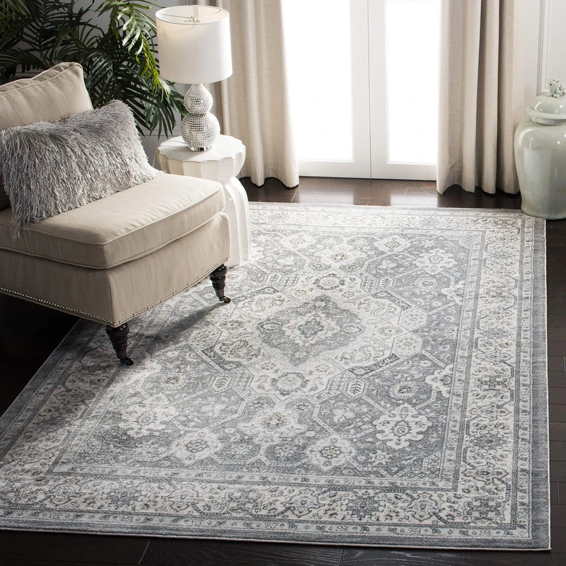 SAFAVIEH Traditional Rug for Living Room, Dining Room, Bedroom - Isabella Collection, Short Pile, in Grey and Cream, 91 X 152 cm